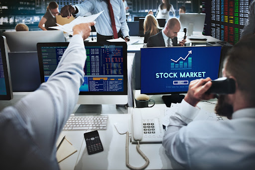 Apa itu Broker? Peran Broker Saham di Indonesia dalam proses investasi